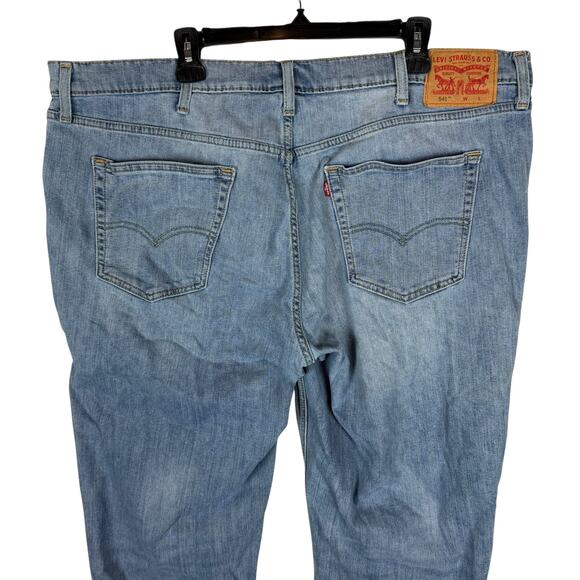 Levi's 541 Jeans Men's 44x36 Blue Denim Medium Wash Athletic Taper Straight Leg - Picture 5 of 13